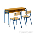 Bureau et chaise d'école confortables